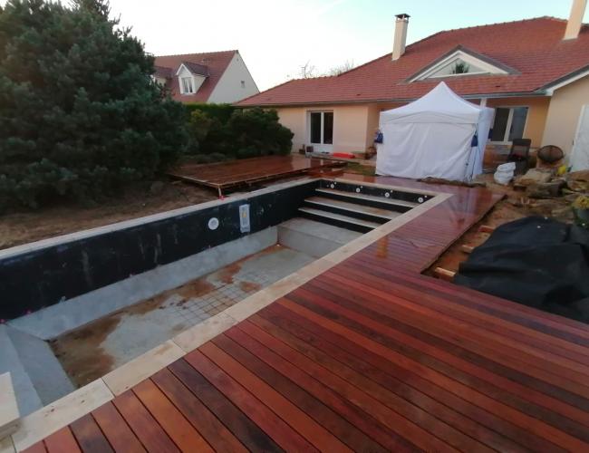 Création de terrasse en bois exotique Fontaine sur Ay 51160 ( 51 secteur Marne ).