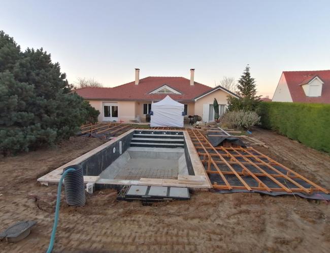 Constructeur de terrasse en bois exotique Eceuil 51500 ( 51 secteur Marne ).