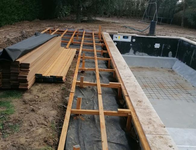 Constructeur de terrasse en bois exotique Janvry 51390 ( 51 secteur Marne ).